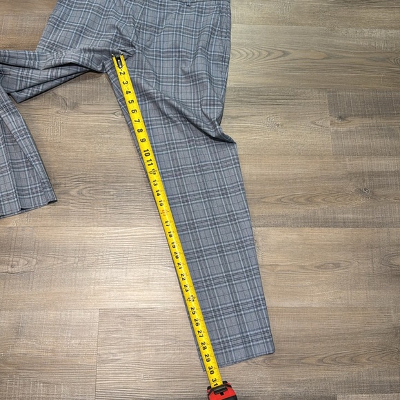 Tommy Hilfiger Men's Blue Checkered Pants - Picture 4 of 6